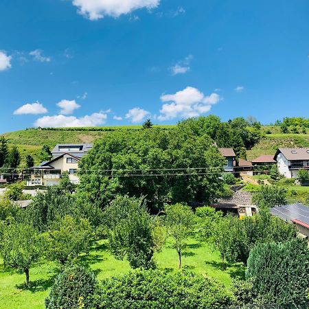 Ferienwohnung Liesel - Kuche, Bad, Wlan, 3 Schlafzimmer, Parkplatz Malterdingen Eksteriør bilde