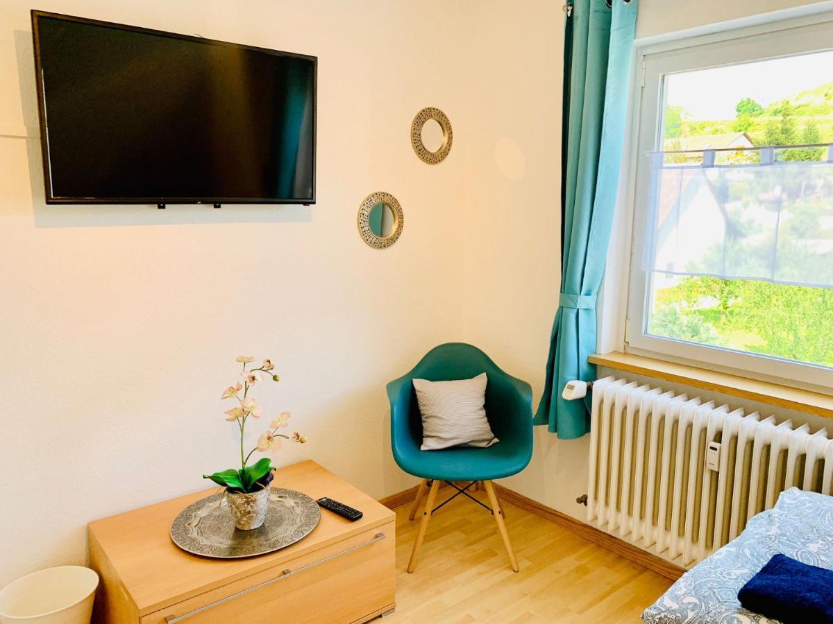 Ferienwohnung Liesel - Kuche, Bad, Wlan, 3 Schlafzimmer, Parkplatz Malterdingen Eksteriør bilde